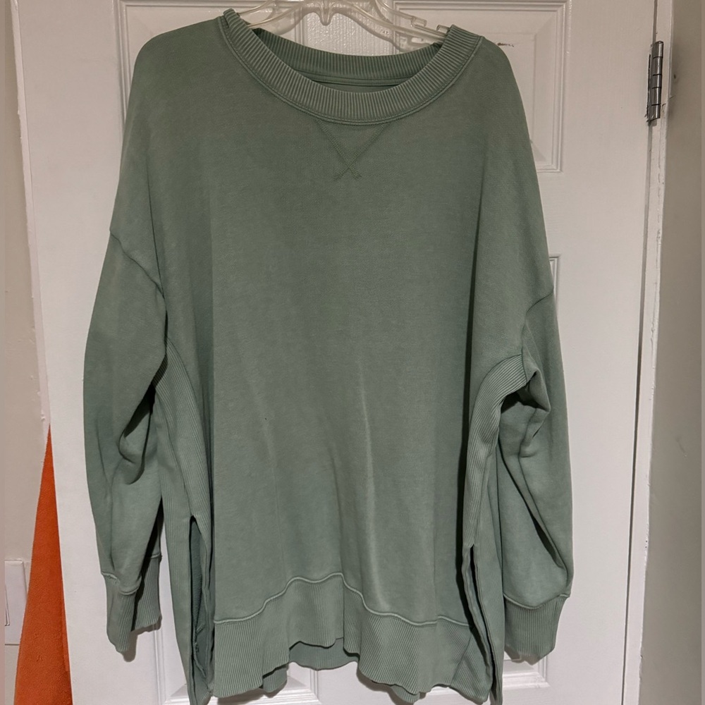 aerie crew neck